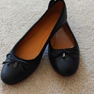 Coach flats
